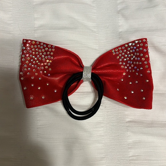 EUC Minnie & Mickey Mouse theme red and silver sequin bows- 2 pack - Picture 6 of 8